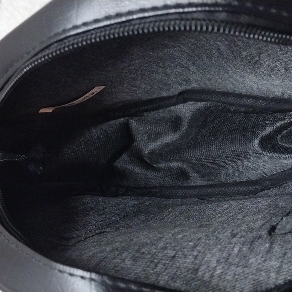 Smal Toiletry Zipper Burgundy and Black Bag Lot of 2 - Picture 8 of 8